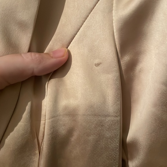Champagne satin blazer dress - Picture 8 of 9